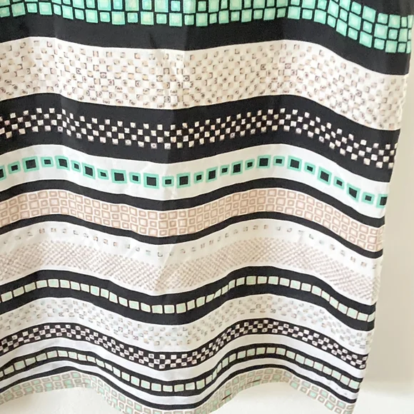 Diane von Fürstenberg Multicolour Silk Blouse - UK Size 8 - Pristine Condition - Picture 9 of 17